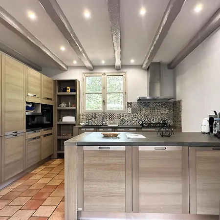 Charentaise Avec Piscine Pour 12 Dans Parc Residentiel - Fr-1-705-89 * レ・マトゥ