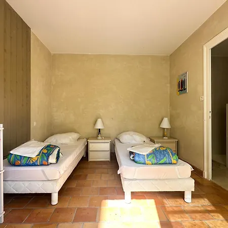 Charentaise Avec Piscine Pour 12 Dans Parc Residentiel - Fr-1-705-89 ヴィラ レ・マトゥ