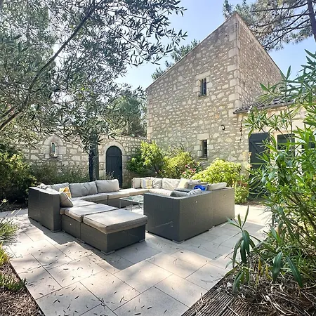 Charentaise Avec Piscine Pour 12 Dans Parc Residentiel - Fr-1-705-89