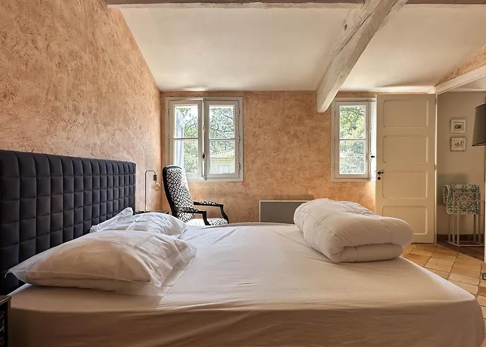 Charentaise Avec Piscine Pour 12 Dans Parc Résidentiel - Fr-1-705-89 Villa Les Mathes