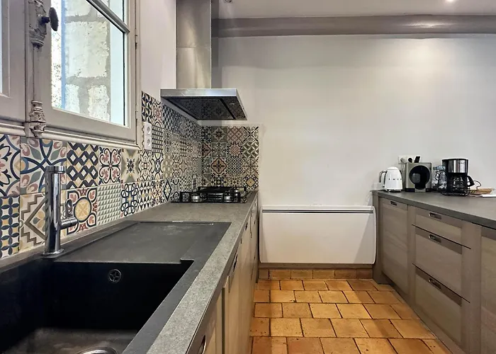 Charentaise Avec Piscine Pour 12 Dans Parc Résidentiel - Fr-1-705-89 Villa Les Mathes